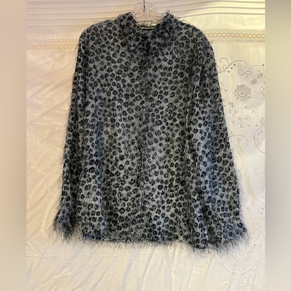 Vintage CREAZION EFFECTS button Dowen soft silky fuzzy shirt size L